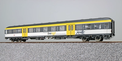 Wagon osobowy 1/2 klasa typ AB nrz 418.4, szaro-żółty