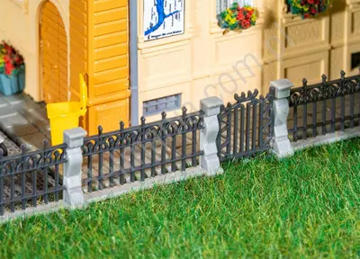Zestaw żelaznych ogrodzeń