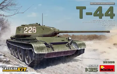 Sowiecki czołg średni T-44 z wnętrzem