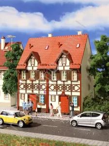 Dom bliźniak z muru pruskiego