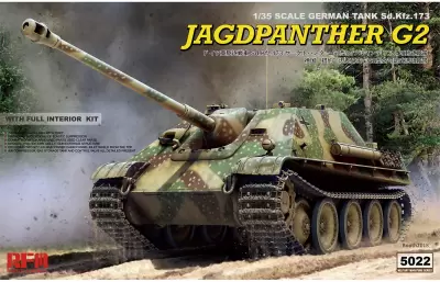 Niemiecki niszczyciel czołgów Jagdpanther G2 z wnętrzem