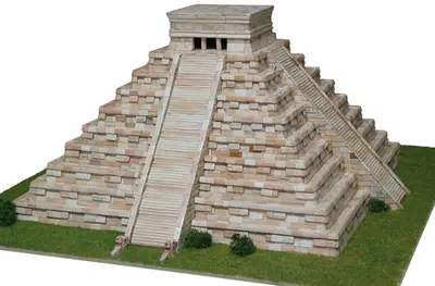 Model ceramiczny - Świątynia Kukulcán, Chichen Itzá - Meksyk, w.X-XII