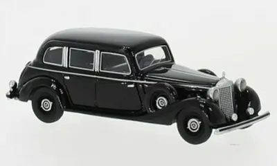 Samochód Mercedes 770 (W150) sedan czarny 1940
