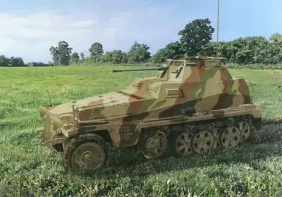 Niemiecki transporter opancerzony SdKfz 250/9 Ausf A Alt