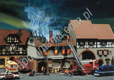 Spalona restauracja "Zur Sonne"