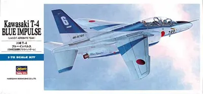 Japoński samolot szkolny Kawasaki T-4 "Blue Impulse"