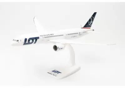 Boeing 787-9 Dreamliner PLL LOT