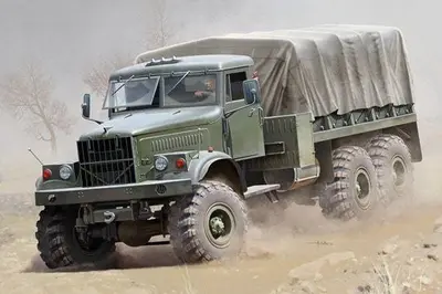 Sowiecka ciężarówka KrAZ-255B