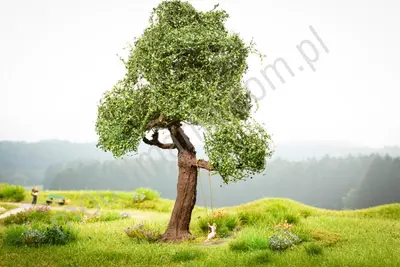 Drzewo z ruchomą huśtawką