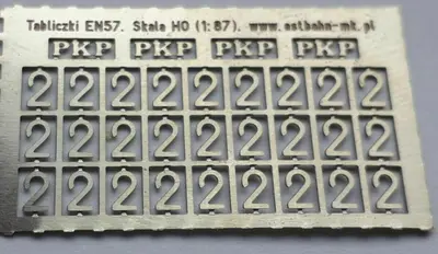 Tabliczki EN57 (PKP i „2”)
