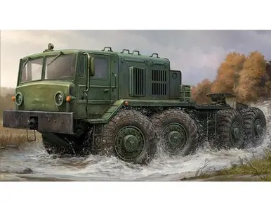 Sowiecki ciężki ciągnik MAZ-537