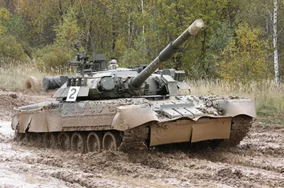 Czołg podstawowy T-80U MBT